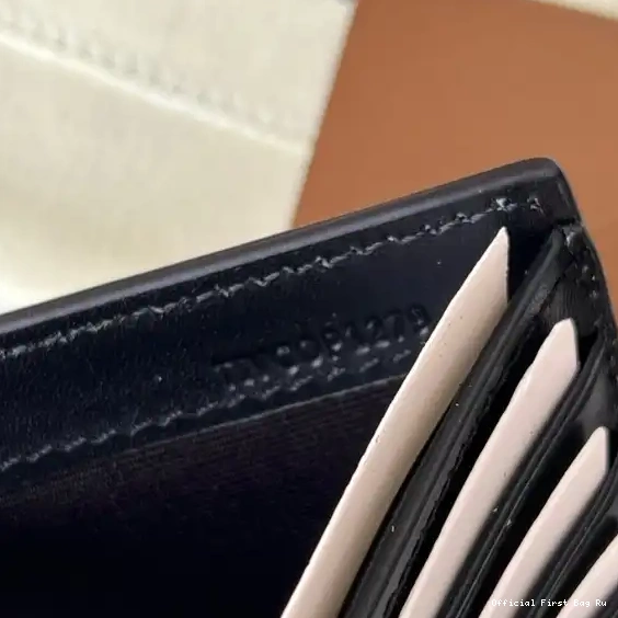Official First Bag Ru BURBERRY WALLET 0511